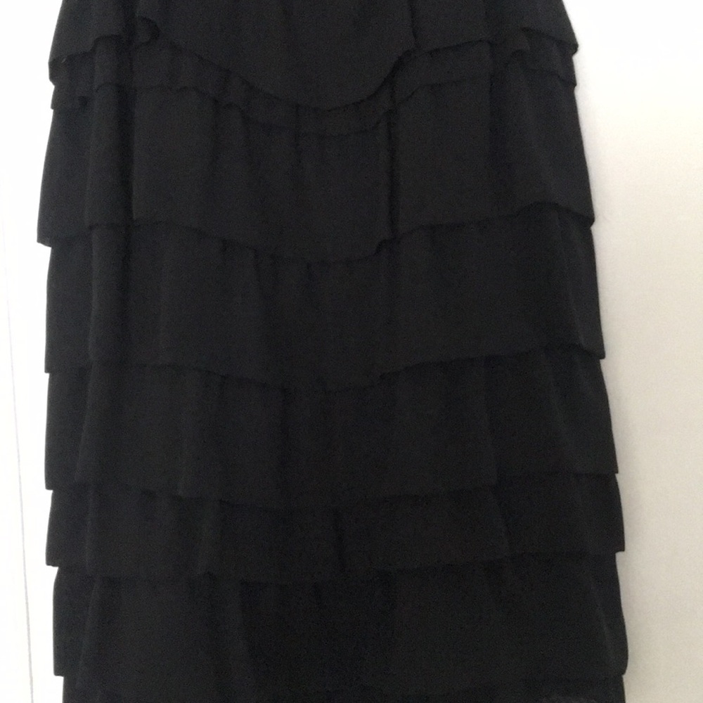 Black Ruffled Top! - Picture 3 of 5